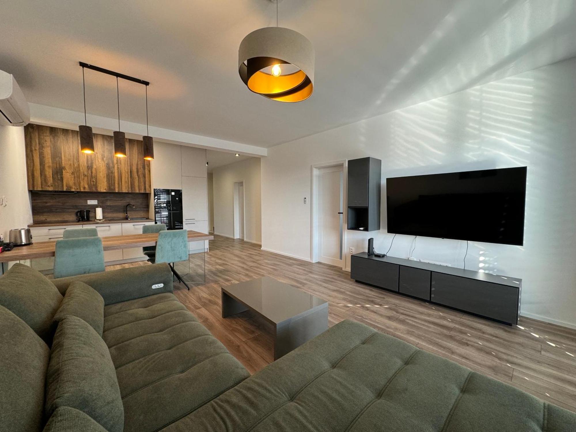 Project Ik Luxury Apartments Sered' ภายนอก รูปภาพ